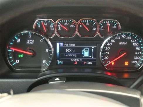 Used 2018 Chevrolet Silverado 1500 LT w/ Texas Edition image 12