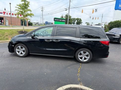 Used 2019 Honda Odyssey EX image 2
