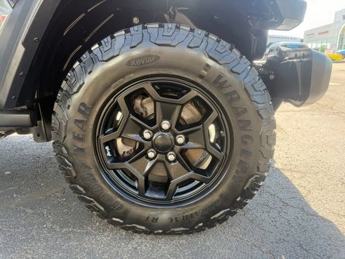 Used 2023 Jeep Wrangler Unlimited w/ Cold Weather Group AWD/4WD image 55