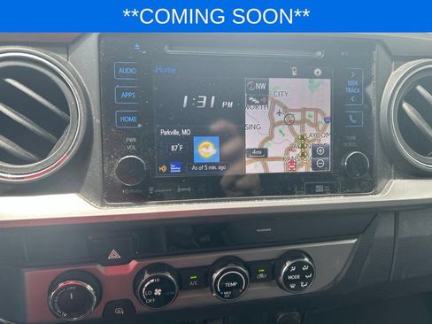 Used 2017 Toyota Tacoma SR5 w/ Tow Package AWD/4WD image 12