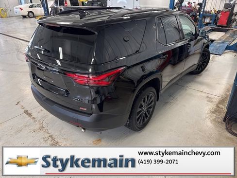 Used 2022 Chevrolet Traverse RS image 11