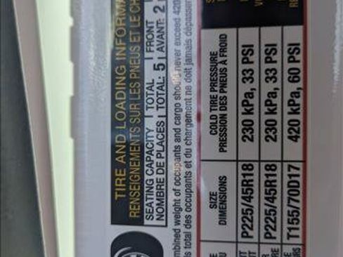 Used 2017 Toyota Avalon Limited image 14