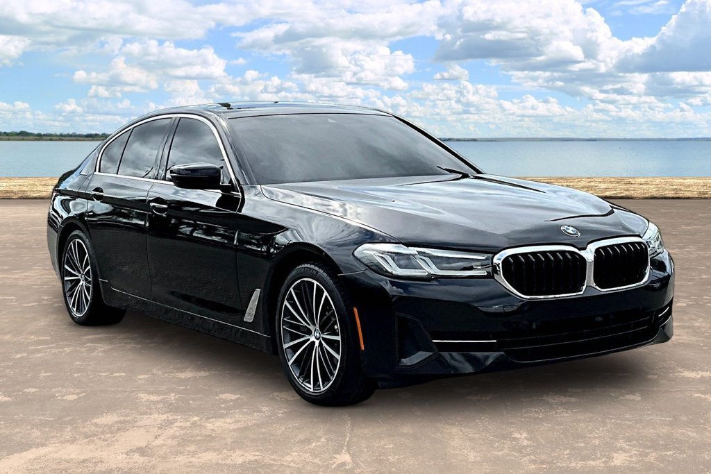 Used 2021 BMW 530i w/ Premium Package RWD image 3