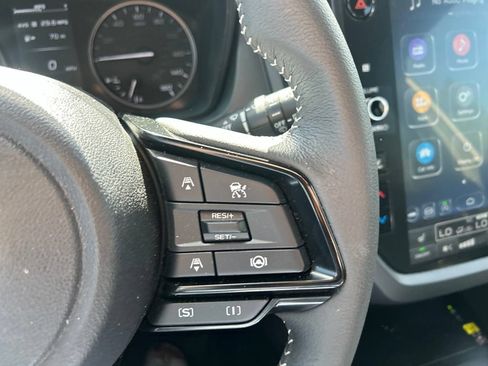 Used 2025 Subaru Forester Premium AWD/4WD image 26
