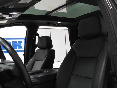 Used 2023 Chevrolet Tahoe Z71 AWD/4WD image 18