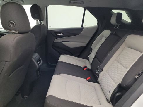Used 2020 Chevrolet Equinox LS w/ LS Convenience Package FWD image 18