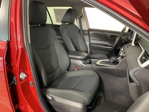 Used 2024 Toyota RAV4 LE AWD/4WD image 36