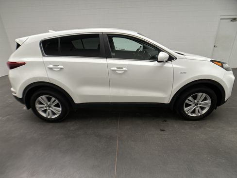 Used 2019 Kia Sportage LX AWD/4WD image 9
