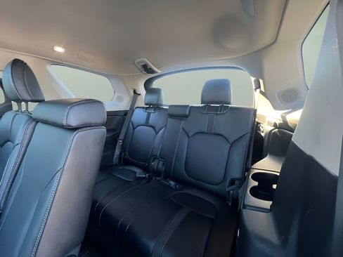 Used 2023 Honda Pilot Touring image 24