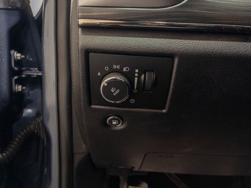 Used 2020 Jeep Grand Cherokee Limited X image 29