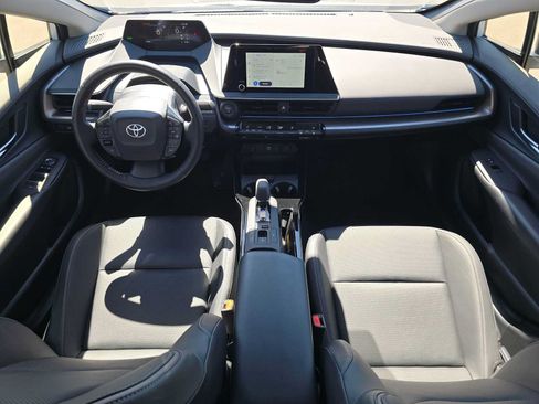 Certified 2026 Toyota Prius XLE FWD image 20