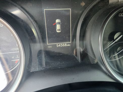 Used 2023 Toyota Camry SE image 10