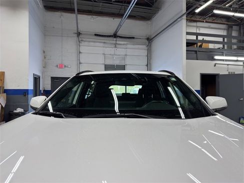 Used 2021 Toyota RAV4 SE image 27