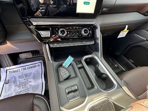 New 2026 GMC Sierra 3500 Denali w/ Denali Reserve Package image 21