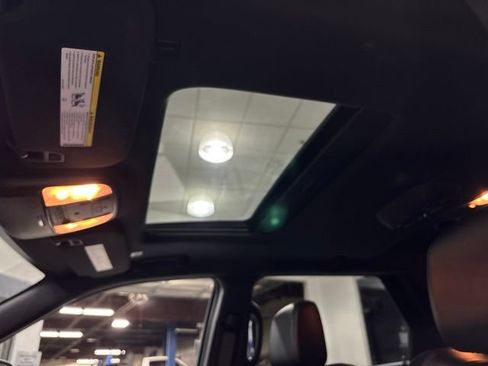 Used 2024 Dodge Durango GT AWD/4WD image 39