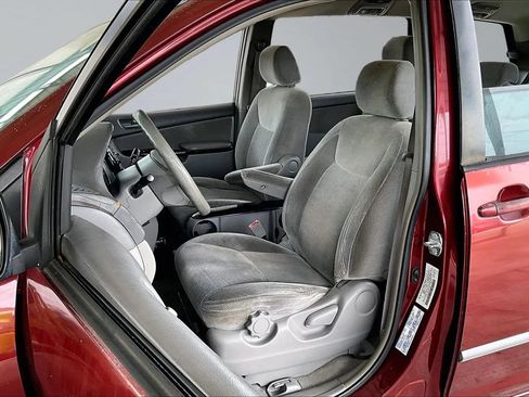Used 2004 Toyota Sienna FWD image 15