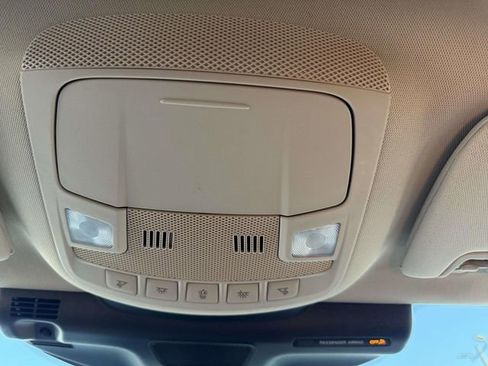 Certified 2022 Lincoln Nautilus AWD w/ Premium Package image 28