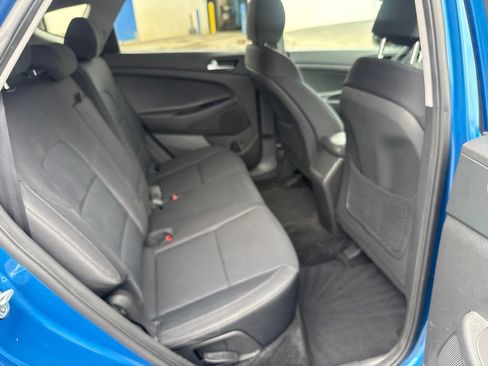 Used 2020 Hyundai Tucson Value AWD/4WD image 38