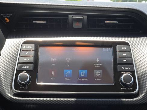 Used 2025 Nissan Kicks Play S FWD image 16