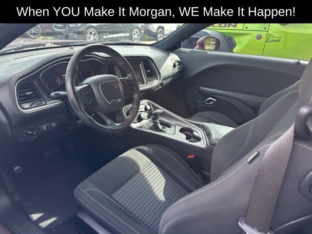 Used 2019 Dodge Challenger SXT w/ Blacktop Package RWD image 7