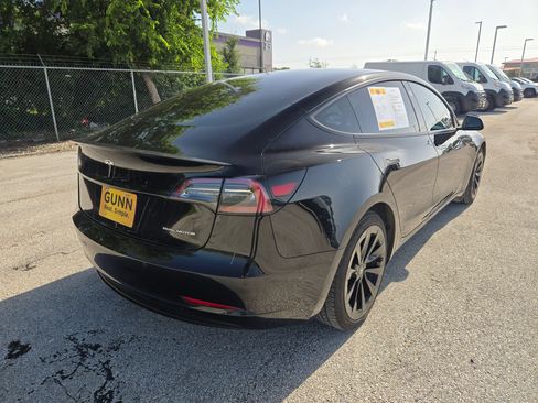 Used 2021 Tesla Model 3 Long Range AWD/4WD image 3