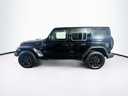 Used 2025 Jeep Wrangler Sahara w/ Safety Group image 4