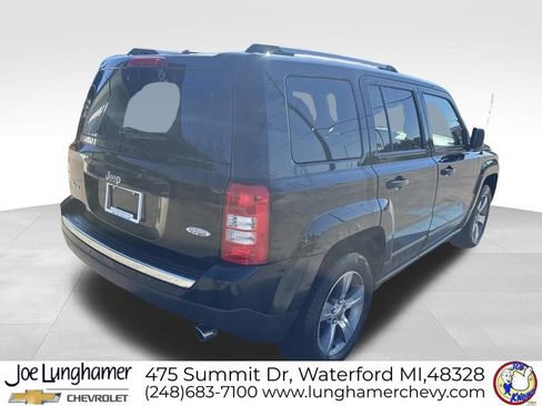 Used 2017 Jeep Patriot High Altitude AWD/4WD image 3