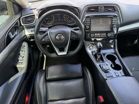 Used 2018 Nissan Maxima 3.5 SV image 19