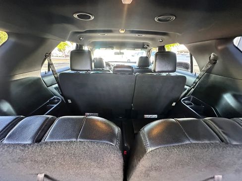 Used 2016 Ford Explorer XLT w/ Equipment Group 202A image 30