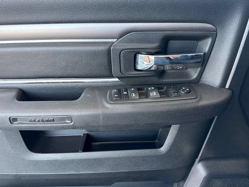 Used 2024 RAM 1500 Warlock RWD image 15