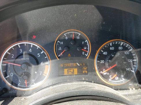 Used 2011 Nissan Armada Platinum image 7