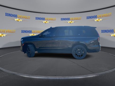 Used 2024 Cadillac Escalade Sport Platinum w/ LPO, ONYX Package image 9