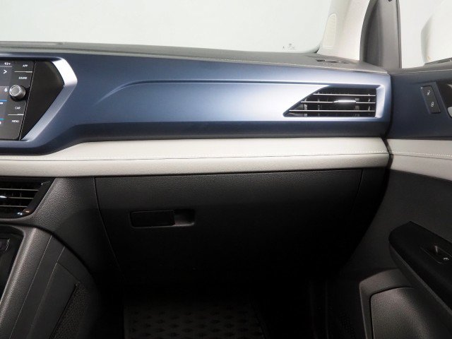 Used 2024 Volkswagen Taos SE FWD image 32