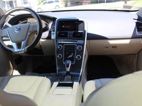 Used 2015 Volvo XC60 T5 AWD/4WD image 9