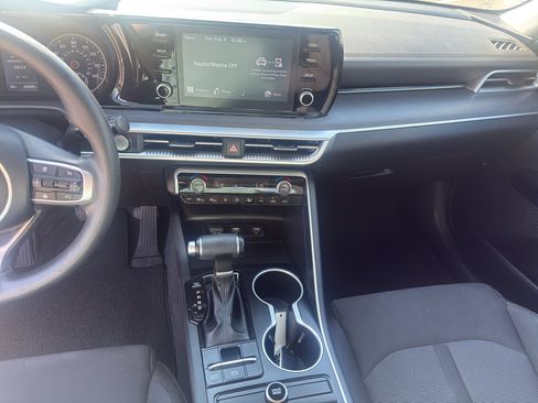 Used 2023 Kia K5 LXS FWD image 11