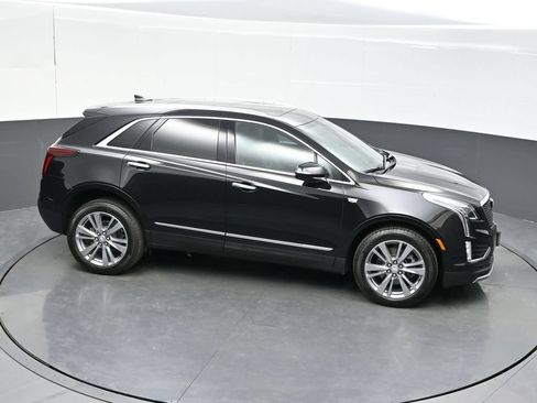 Certified 2024 Cadillac XT5 Premium Luxury AWD/4WD image 33