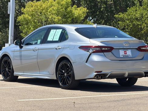 Used 2024 Toyota Camry XSE FWD image 6