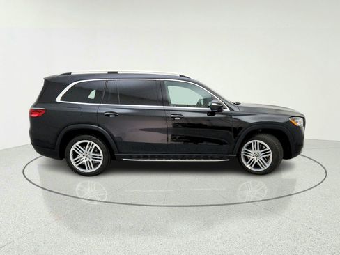 Certified 2025 Mercedes-Benz GLS 450 4MATIC image 7