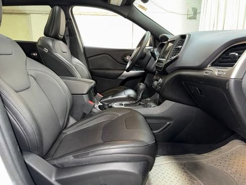 Used 2021 Jeep Cherokee Latitude Lux 80th Anniv w/ Quick Order Package 26U 80TH AWD/4WD image 23