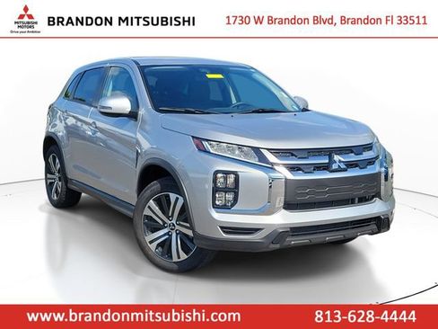 Used 2026 Mitsubishi Outlander Sport SE AWD/4WD image 2