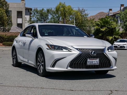 Used 2019 Lexus ES 350 w/ Accessory Package 2 FWD image 2