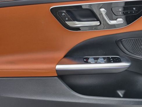 Certified 2022 Mercedes-Benz C 300 4MATIC Sedan image 10