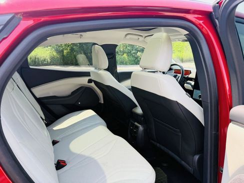 Used 2021 Ford Mustang Mach-E Premium image 28