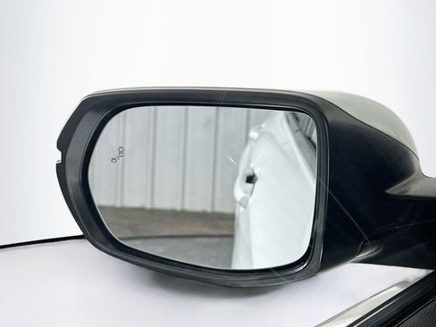Used 2019 Honda CR-V EX-L image 16