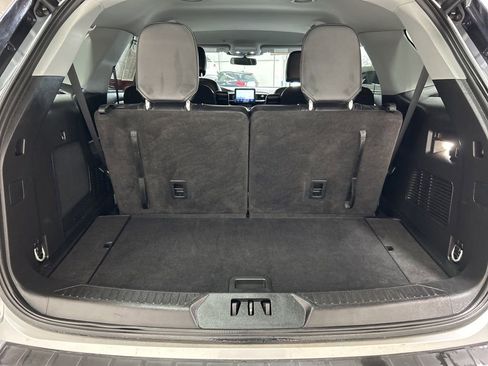 Certified 2023 Ford Explorer Limited image 32