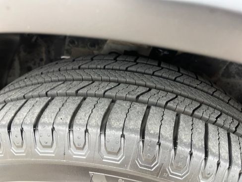 Certified 2023 Nissan Rogue SL AWD/4WD image 29
