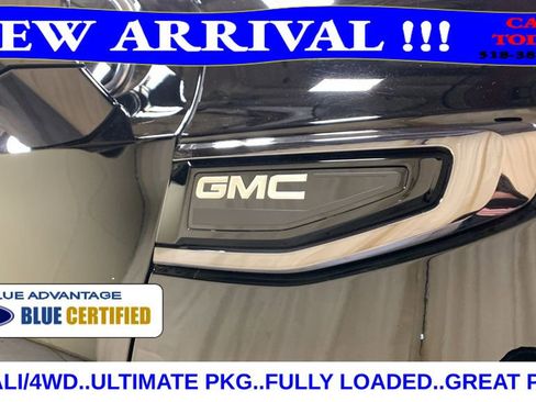 Used 2023 GMC Yukon Denali Ultimate image 10