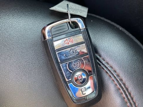 Used 2023 Lincoln Aviator AWD w/ Premium Package image 33