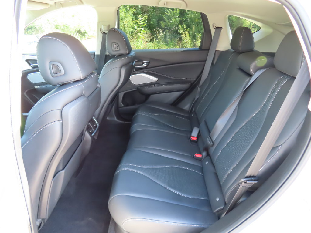Used 2023 Acura RDX w/ Technology Package AWD/4WD image 36