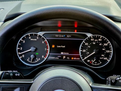 Used 2024 Nissan Rogue SV image 40